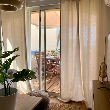 Terrasse Vue Mer 2 Pieces A Avec Piscine * Leucate